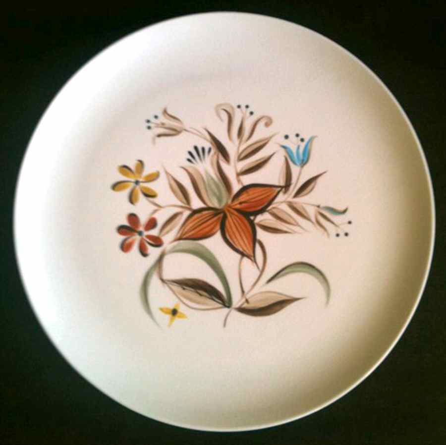 Granada Dinner Plate by Kasuga-1
