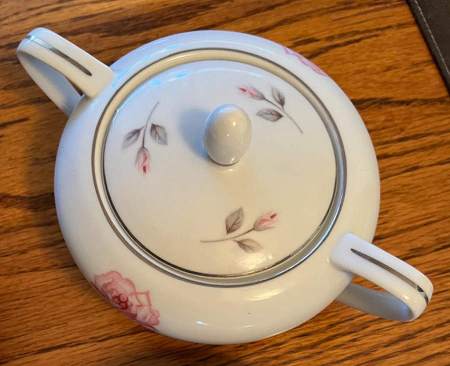 Fradelle Sugar Bowl & Lid by Kaysons Import Company-1