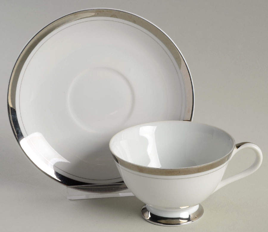 Horizon Footed Cup & Saucer Set by Ken Kraft-1