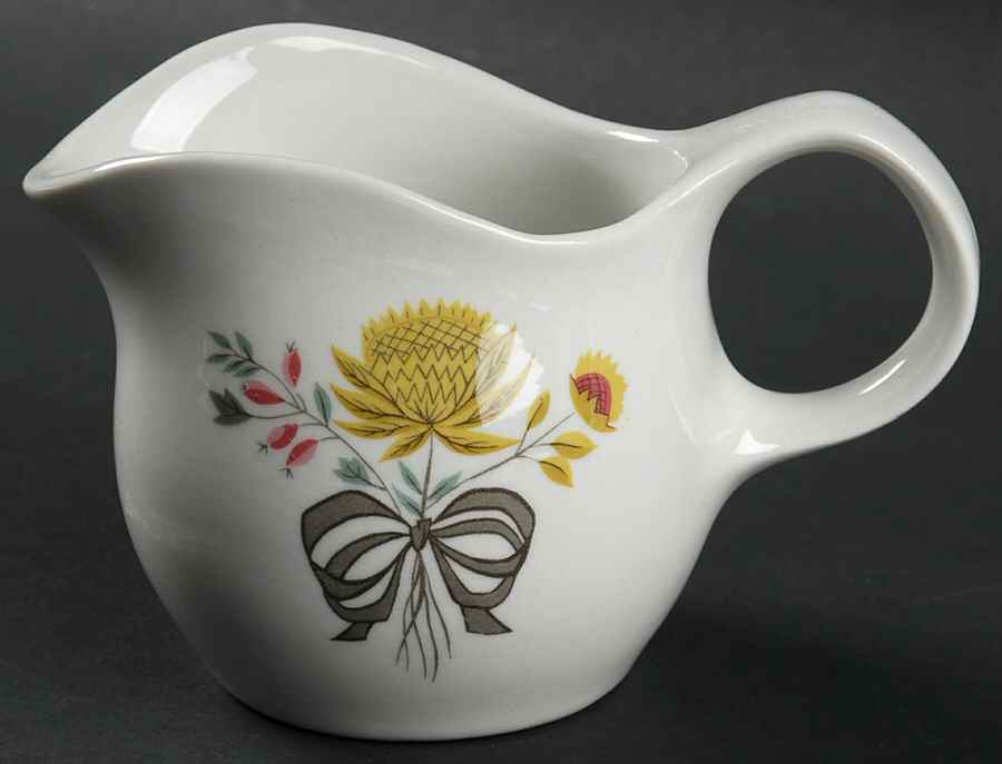 Strawflower Creamer by Kenmark-1