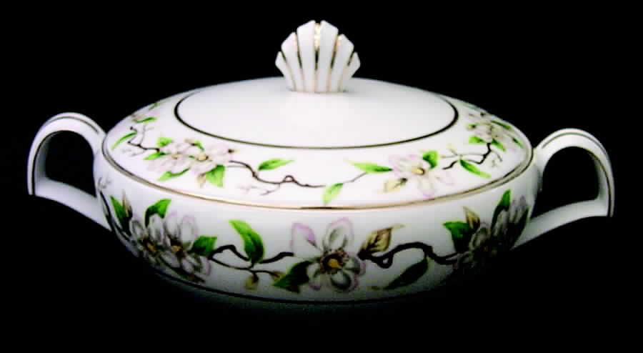 Del Mar Round Covered Vegetable by Kent (Japan)-1