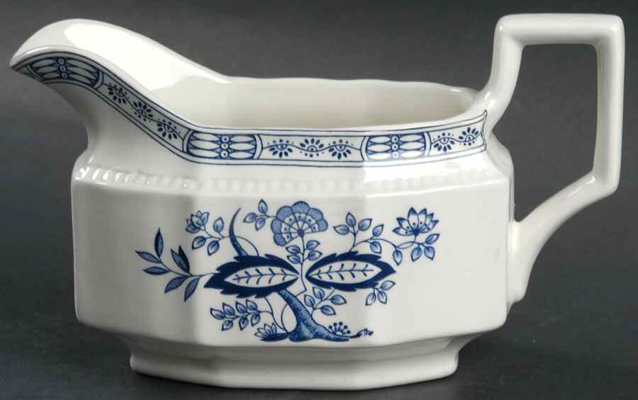 Coventry Blue Gravy Boat by Kensington Staffords-1