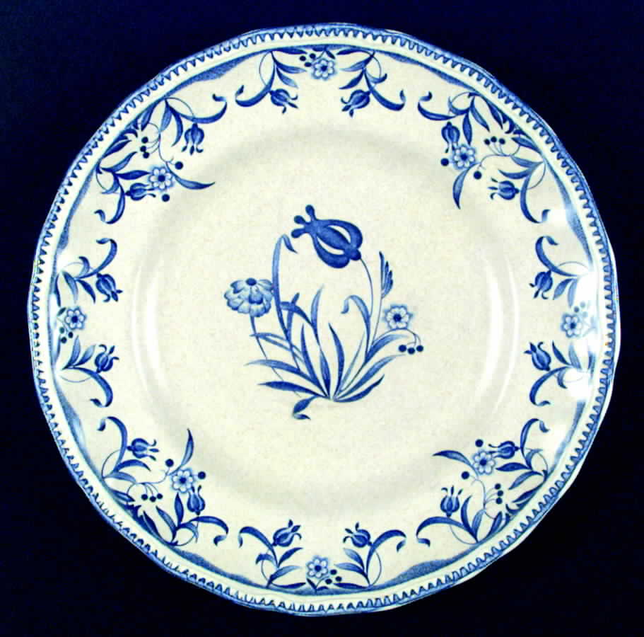 English Delft Dinner Plate by Kensington Staffords-1