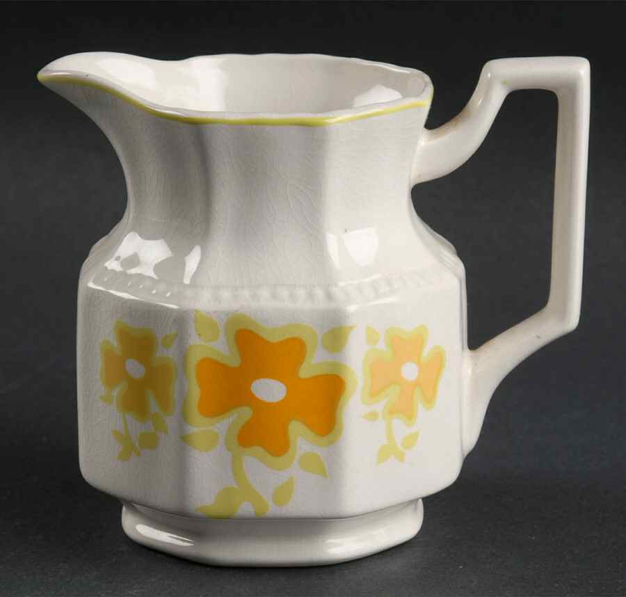 Piccadilly Creamer by Kensington Staffords-1