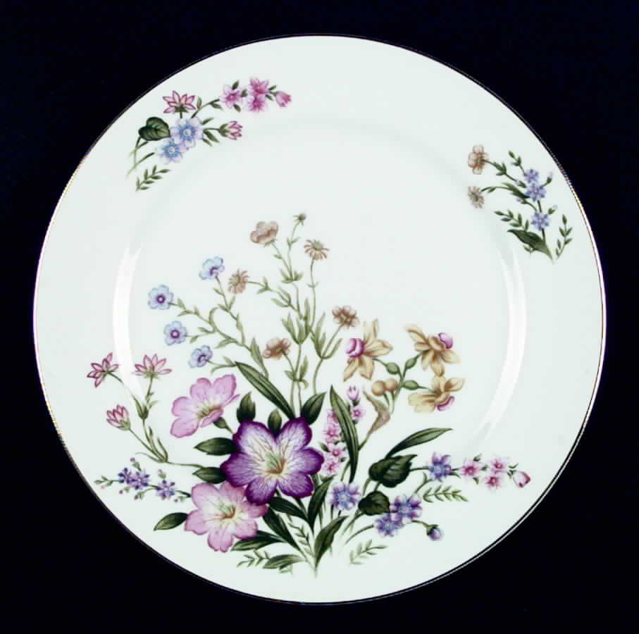Bouquet Dinner Plate by King's Court-1