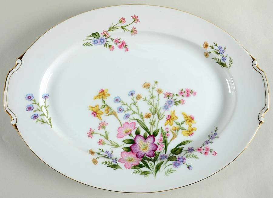 Bouquet 17" Oval Serving Platter by King's Court-1