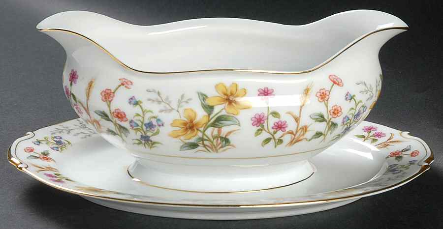 Sherwood Gravy Boat with Attached Underplate by King's Court-1