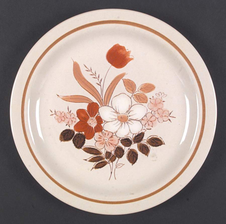Dogwood Dinner Plate by Kingsbury-1