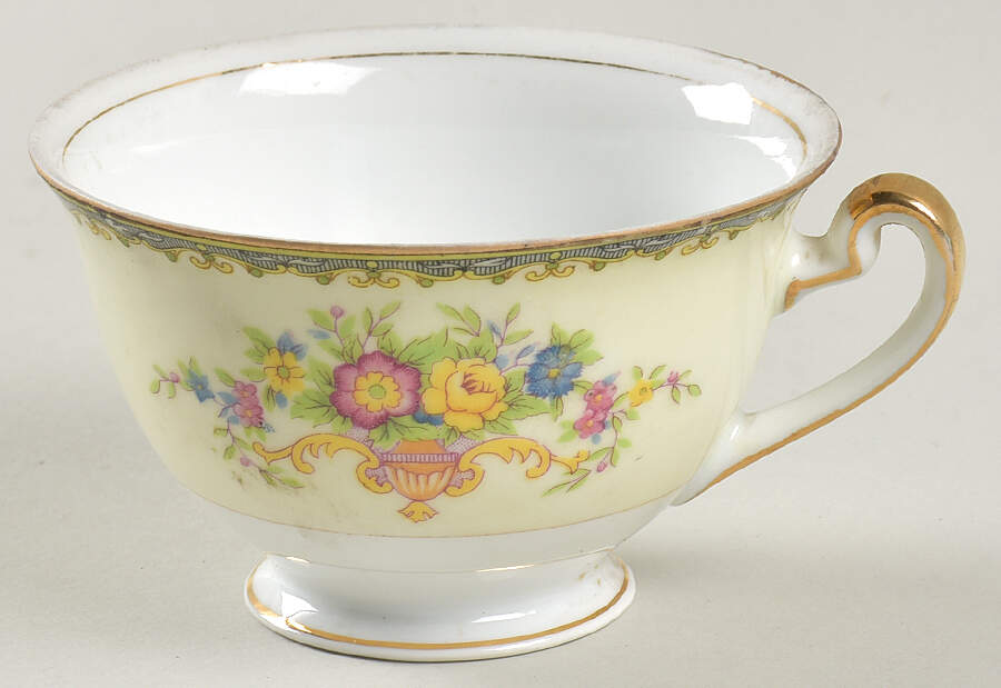 KIK12 Footed Cup by Kikusui-1