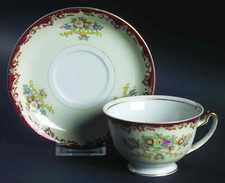 KIK14 Footed Cup & Saucer Set by Kikusui-1