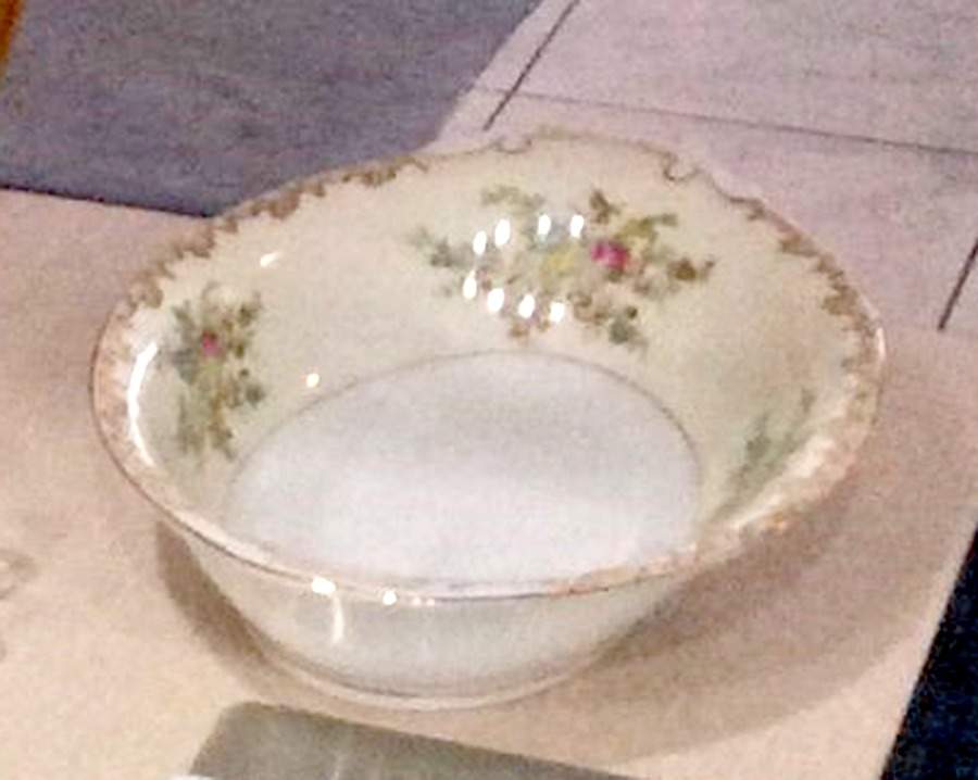 KIK23 9" Oval Vegetable Bowl by Kikusui-1