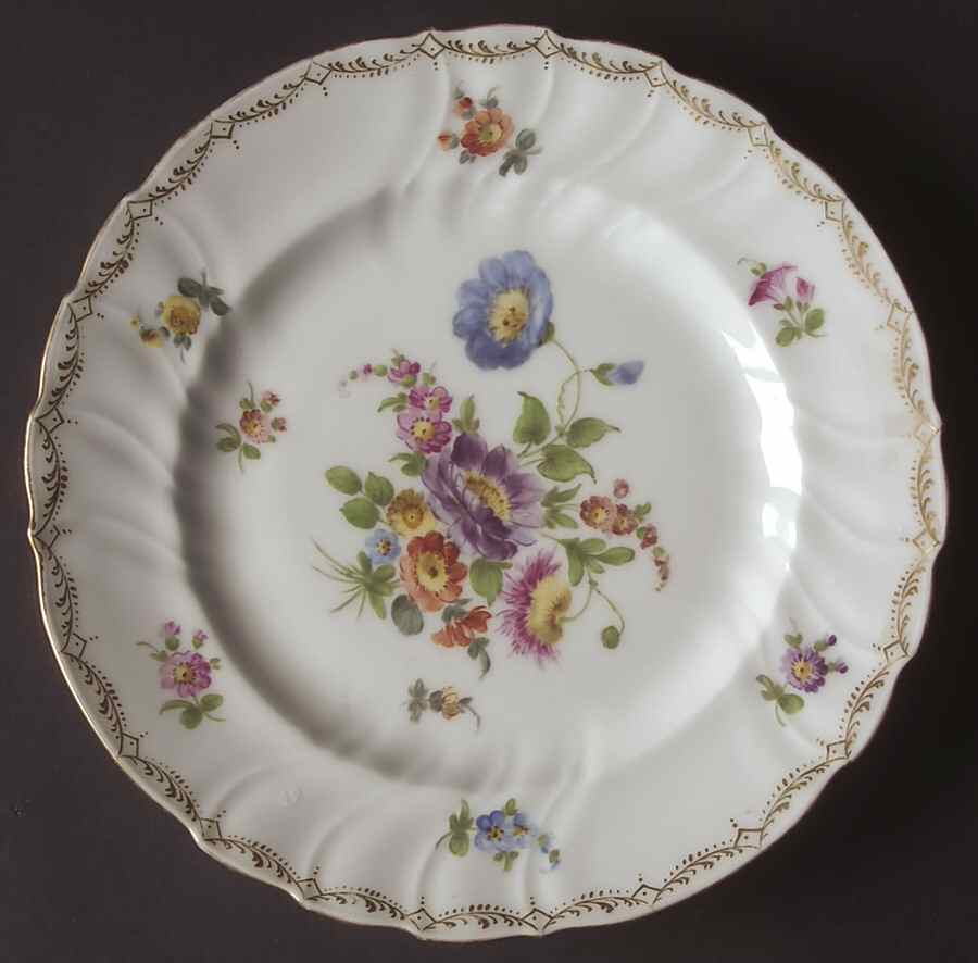 1002-556 Luncheon Plate by Richard Klemm-1