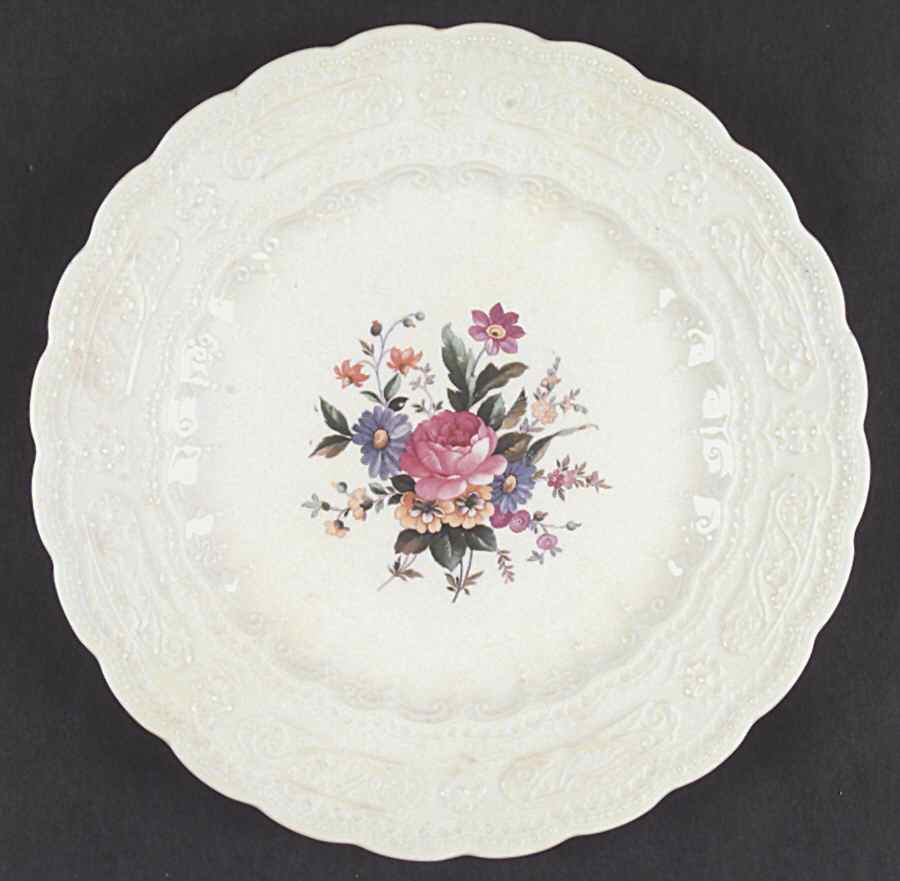 607-0 Dinner Plate by Edwin Knowles-1