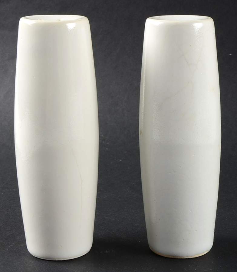 Antique White Salt & Pepper Set by Edwin Knowles-1