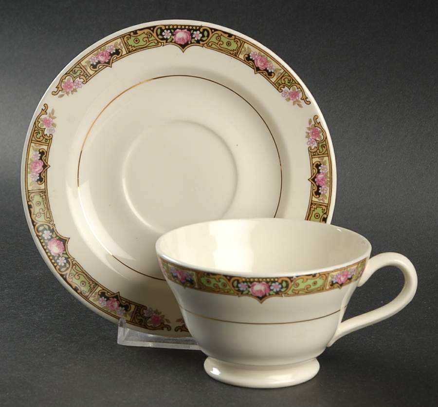 Chartreuse Footed Cup & Saucer Set by Edwin Knowles-1