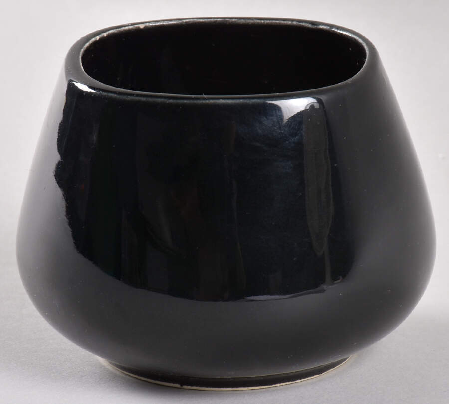 Ebonette Sugar Bowl No Lid by Edwin Knowles-1