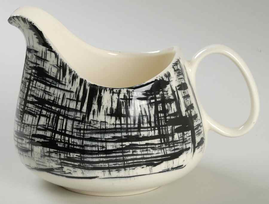 Ebonette Gravy Boat by Edwin Knowles-1