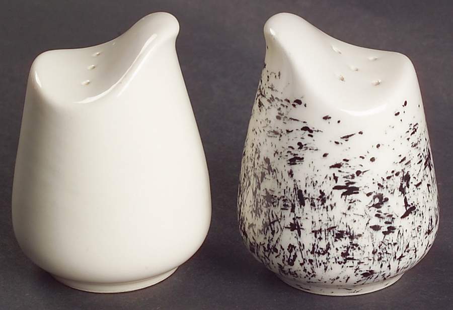 Ebonette Salt & Pepper Set by Edwin Knowles-1