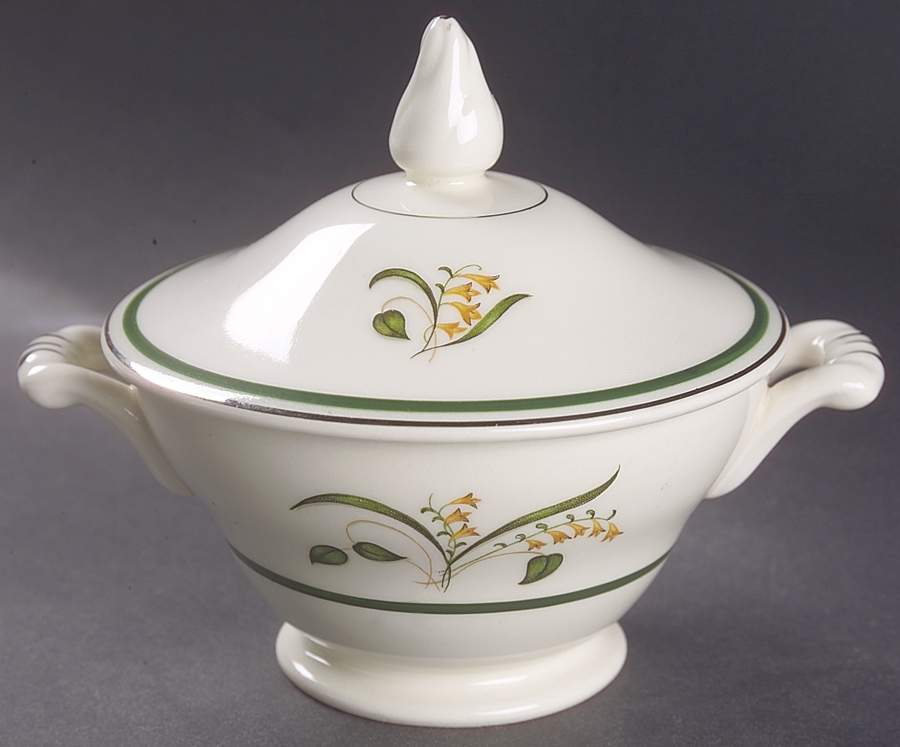 Finlandia Sugar Bowl & Lid by Edwin Knowles-1