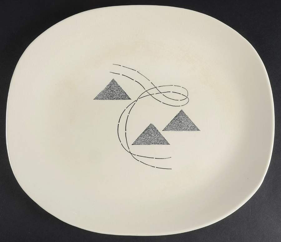 Flair 14" Oval Serving Platter by Edwin Knowles-1