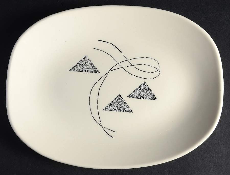 Flair Relish/Gravy Underplate by Edwin Knowles-1