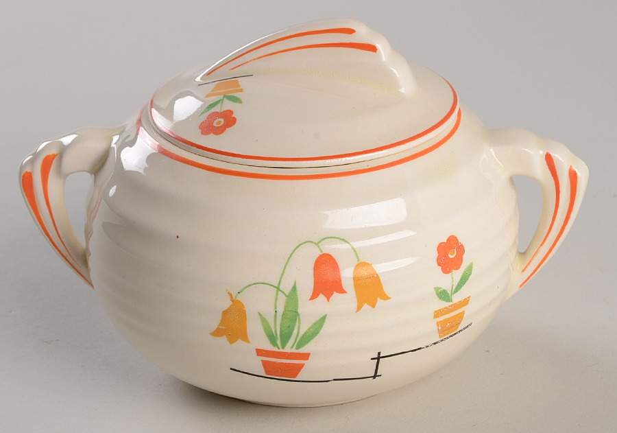 Flower Pots (Yorktowne) Sugar Bowl & Lid by Edwin Knowles-1