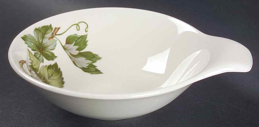 Grapevine Lugged Cereal Bowl by Edwin Knowles-1
