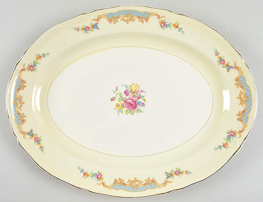 KNO106 15" Oval Serving Platter by Edwin Knowles-1