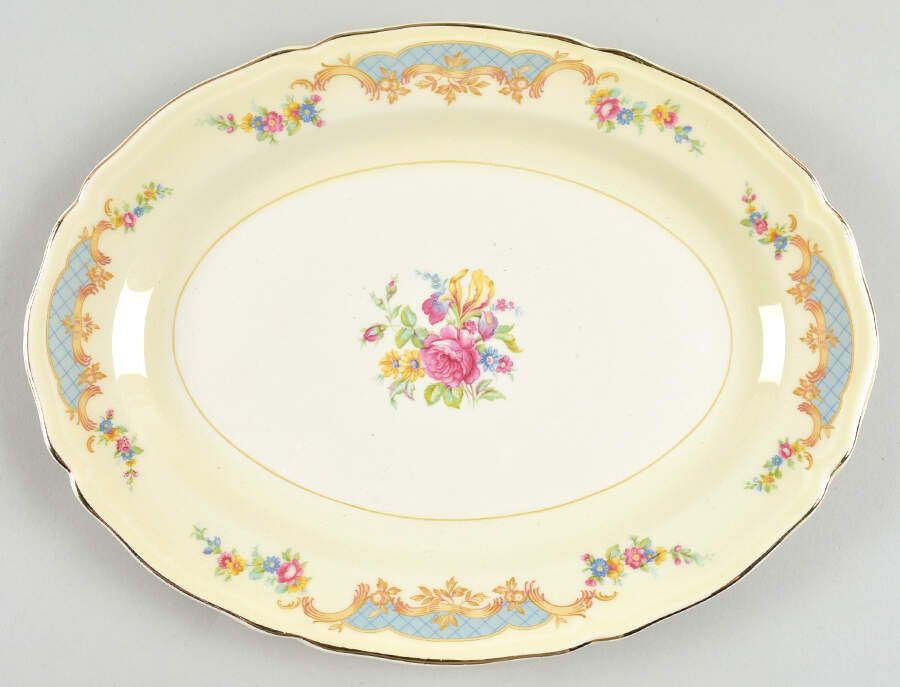 KNO106 11" Oval Serving Platter by Edwin Knowles-1