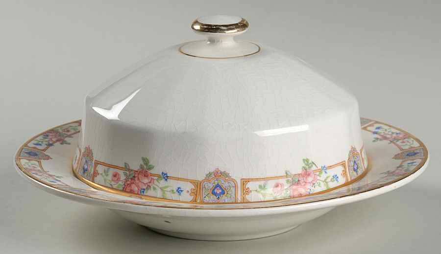 Plaza Round Covered Butter by Edwin Knowles-1
