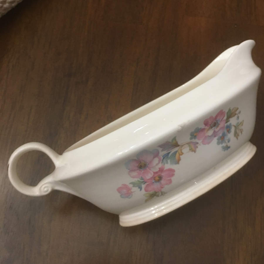 KNO12 Gravy Boat by Edwin Knowles-1