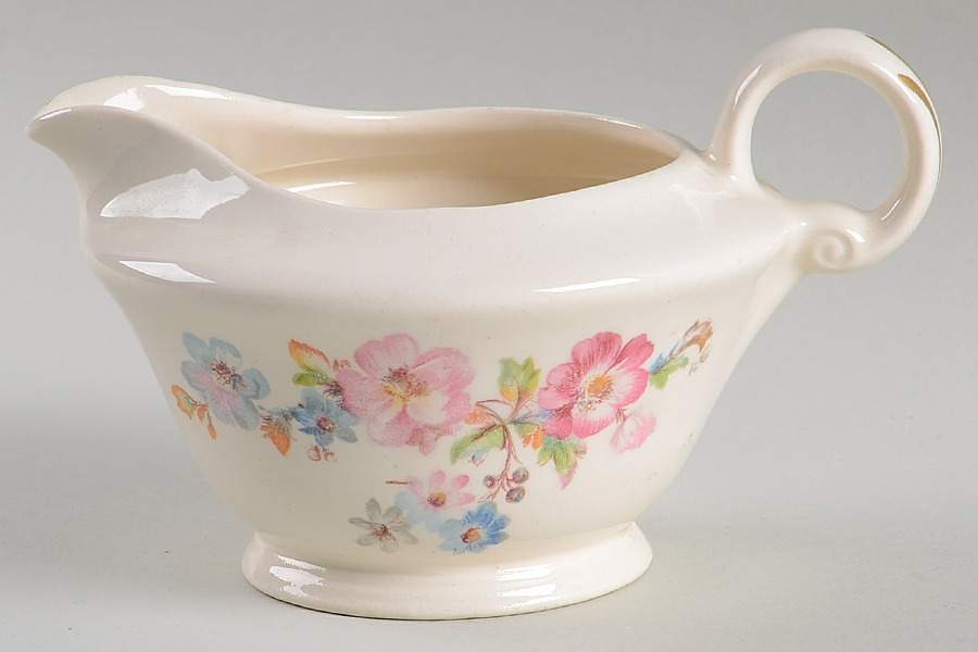 KNO12 Creamer by Edwin Knowles-1