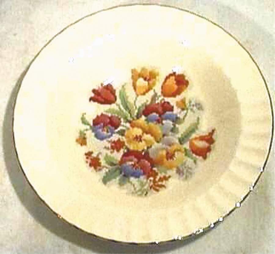KNO13 Dinner Plate by Edwin Knowles-1