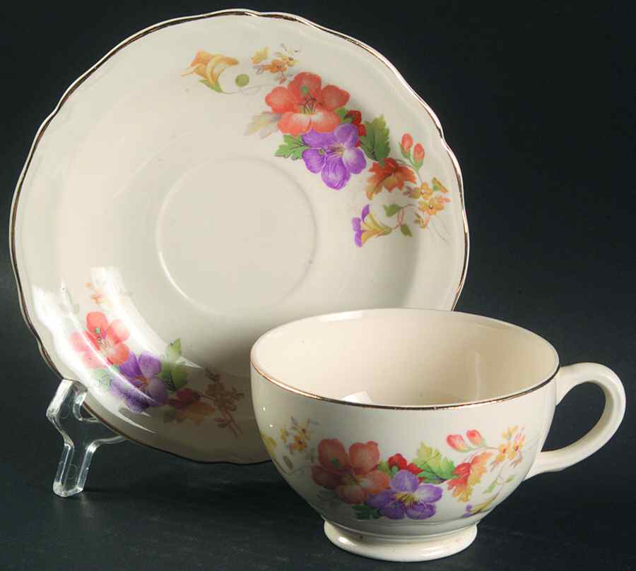 KNO940 Footed Cup & Saucer Set by Edwin Knowles-1