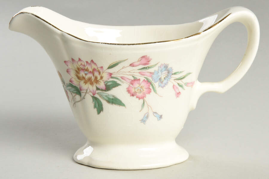 KNO17 Creamer by Edwin Knowles-1