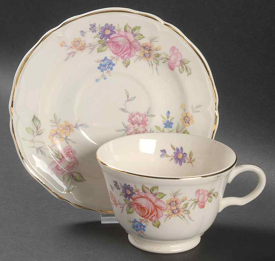 KNO176 Footed Cup & Saucer Set by Edwin Knowles-1