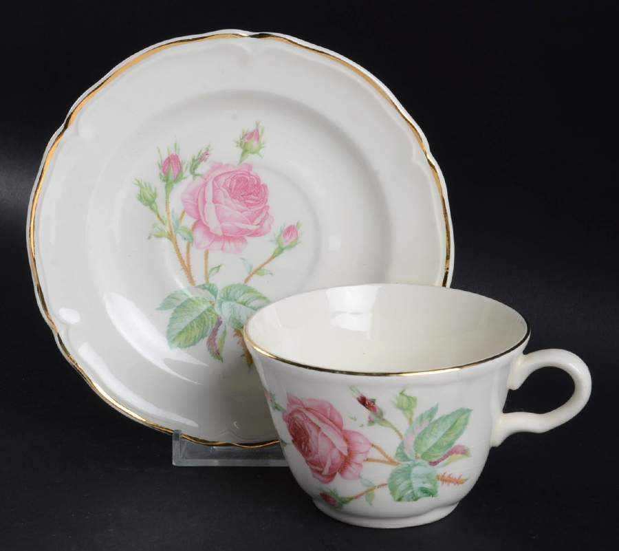 KNO178 Flat Cup & Saucer Set by Edwin Knowles-1