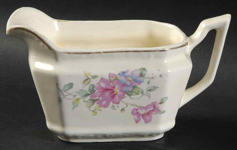 KNO189 Creamer by Edwin Knowles-1