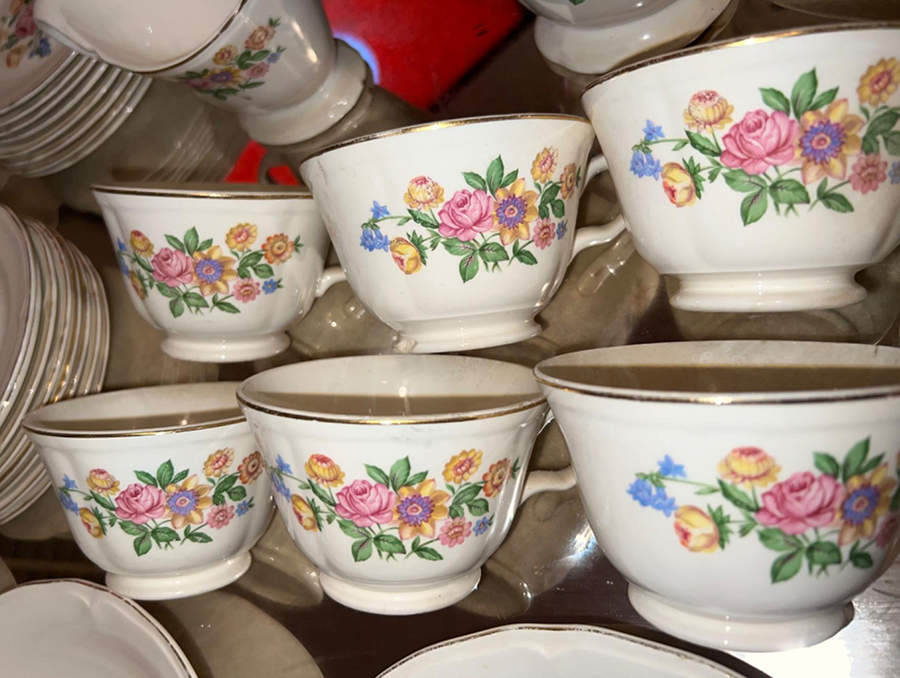 KNO191 Footed Cup by Edwin Knowles-1