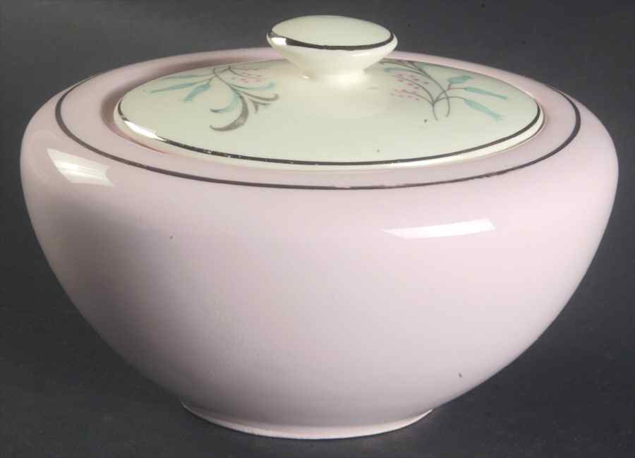 KNO195 Sugar Bowl & Lid by Edwin Knowles-1