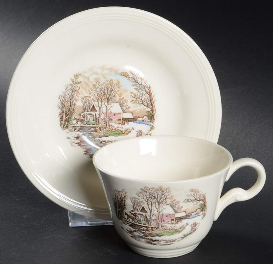 KNO196 Flat Cup & Saucer Set by Edwin Knowles-1