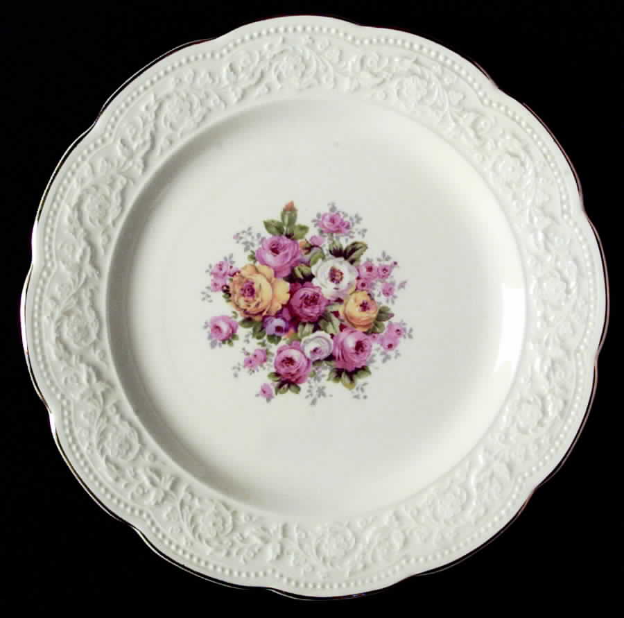 KNO2 Dinner Plate by Edwin Knowles-1