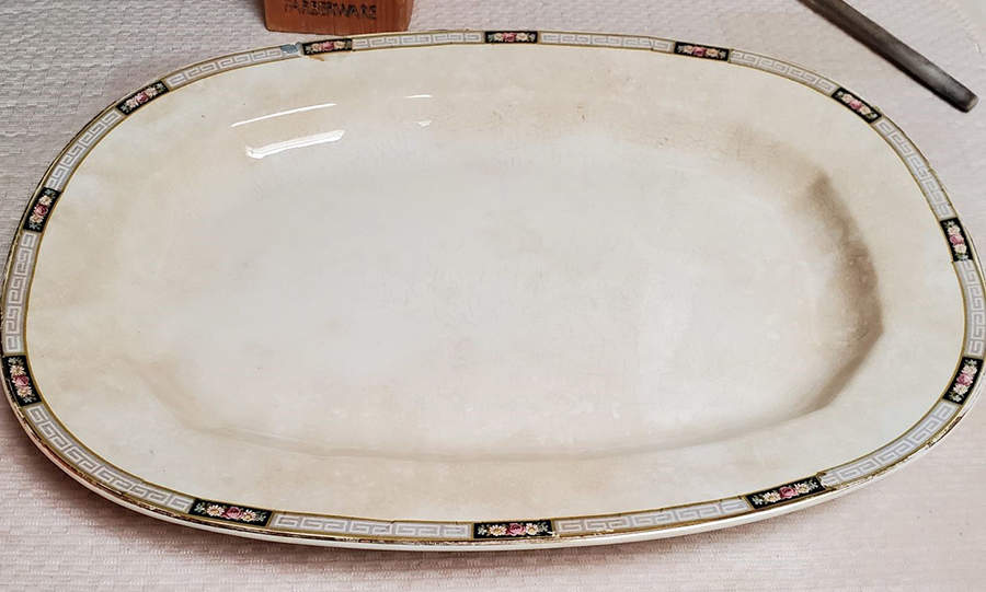 KNO211 12" Oval Serving Platter by Edwin Knowles-1