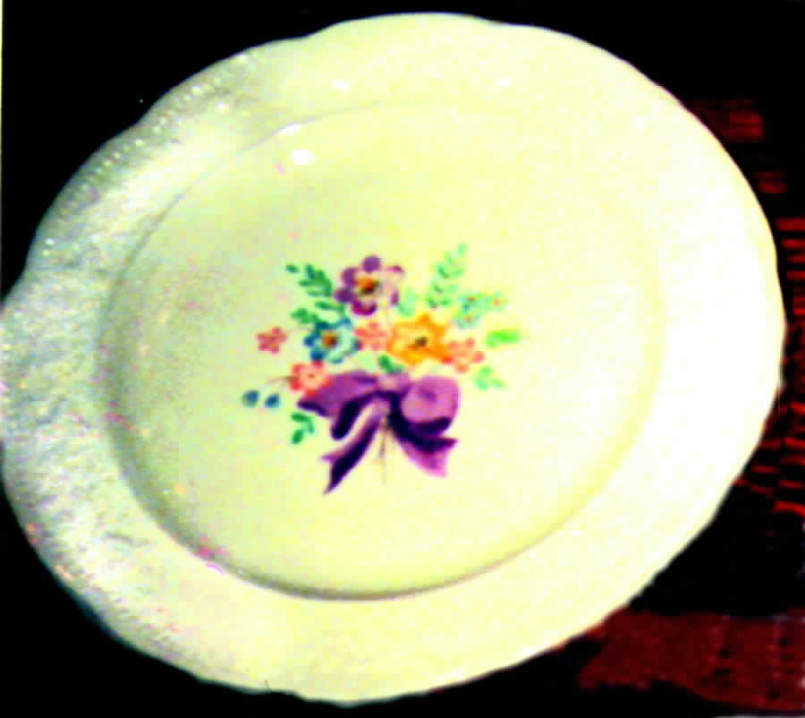 KNO224 Dinner Plate by Edwin Knowles-1
