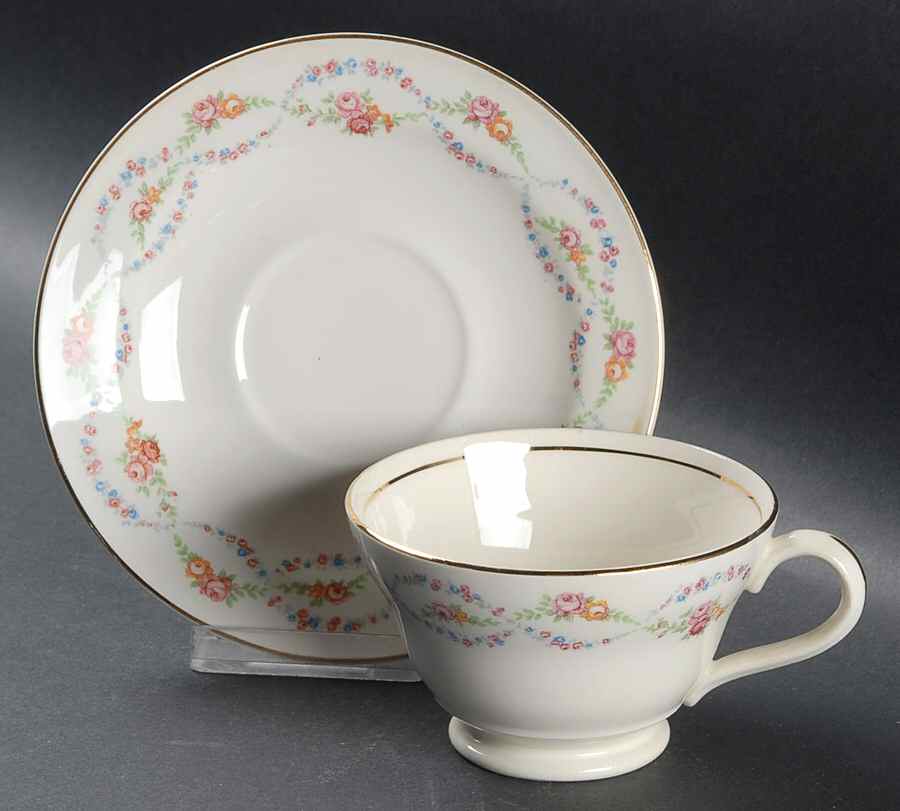 KNO242 Footed Cup & Saucer Set by Edwin Knowles-1