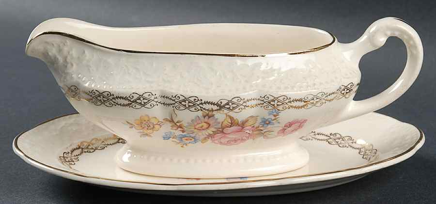 KNO260 Gravy Boat & Underplate by Edwin Knowles-1