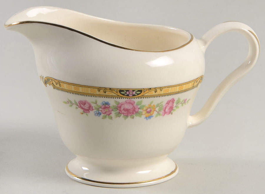 59031 Creamer by Edwin Knowles-1
