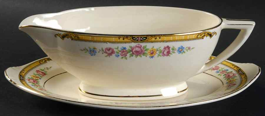 59031 Gravy Boat & Underplate by Edwin Knowles-1