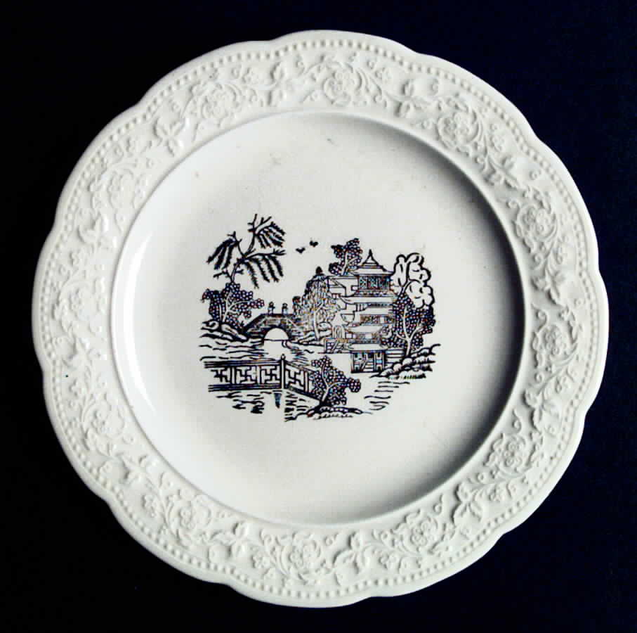 KNO308 Dinner Plate by Edwin Knowles-1