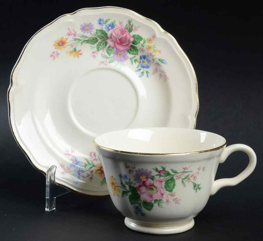 KNO35 Footed Cup & Saucer Set by Edwin Knowles-1